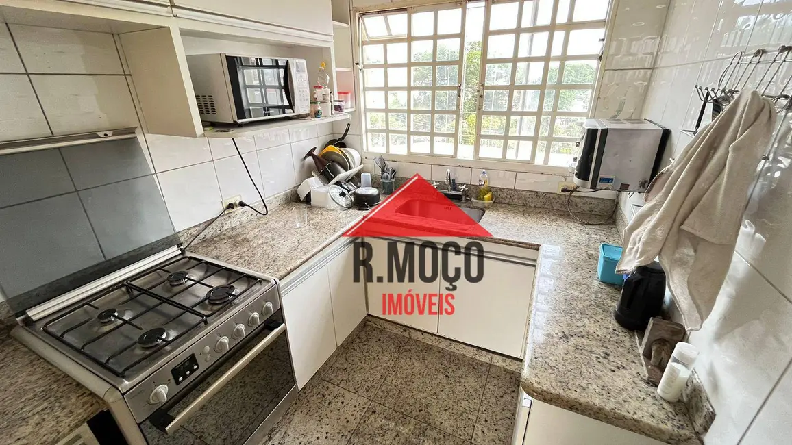 Sobrado com 5 quartos à venda, 255m2 em Vila Guilhermina, São Paulo - SP - imagem 8 Foto 8 de Sobrado com 5 quartos à venda, 255m2 em Vila Guilhermina, São Paulo - SP