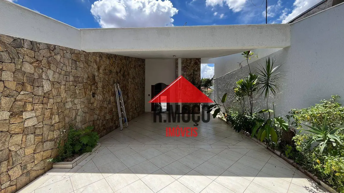 Sobrado com 3 quartos à venda, 276m2 em Cidade Patriarca, São Paulo - SP - imagem 2 Foto 2 de Sobrado com 3 quartos à venda, 276m2 em Cidade Patriarca, São Paulo - SP