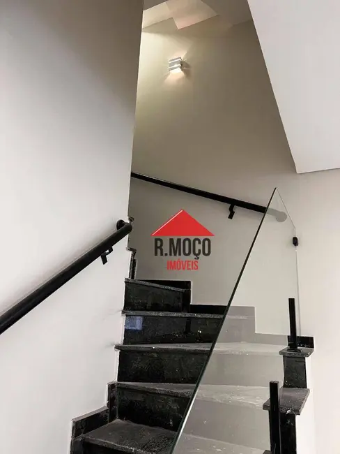 Sobrado com 3 quartos à venda, 186m2 em Vila Ré, São Paulo - SP - imagem 8 Foto 8 de Sobrado com 3 quartos à venda, 186m2 em Vila Ré, São Paulo - SP