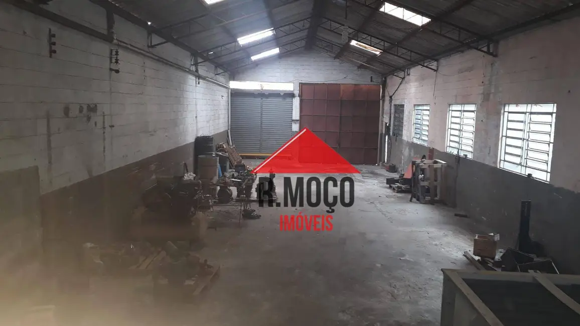 Foto 2 de Armazém / Galpão à venda, 355m2 em Vila Guilhermina, São Paulo - SP