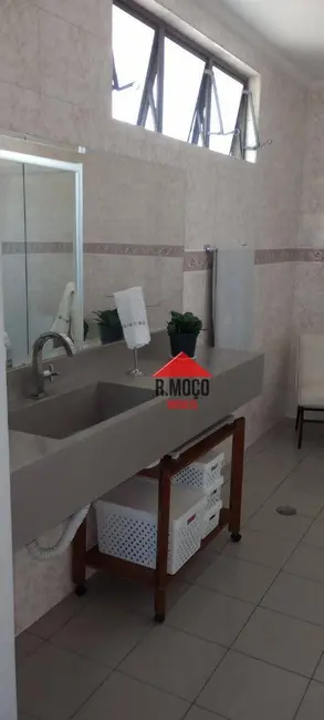 Sobrado com 3 quartos à venda, 186m2 em Vila Santana, São Paulo - SP - imagem 6 Foto 6 de Sobrado com 3 quartos à venda, 186m2 em Vila Santana, São Paulo - SP