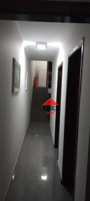 Sobrado com 3 quartos à venda, 186m2 em Vila Santana, São Paulo - SP - imagem 2 Foto 2 de Sobrado com 3 quartos à venda, 186m2 em Vila Santana, São Paulo - SP