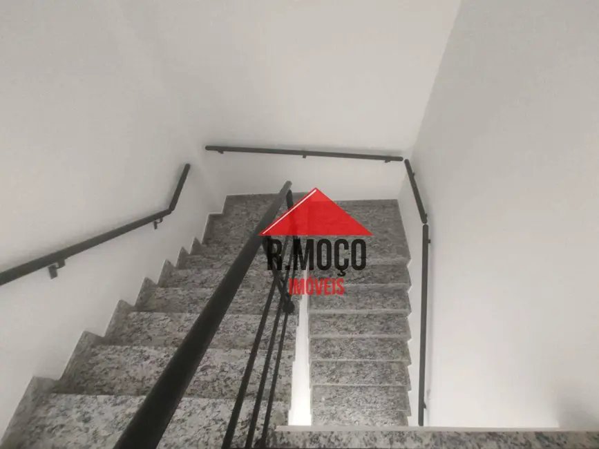 Sobrado com 3 quartos à venda, 111m2 em Vila Guilhermina, São Paulo - SP - imagem 8 Foto 8 de Sobrado com 3 quartos à venda, 111m2 em Vila Guilhermina, São Paulo - SP