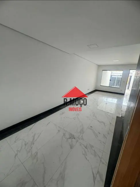 Sobrado com 3 quartos à venda, 185m2 em Vila São Geraldo, São Paulo - SP - imagem 8 Foto 8 de Sobrado com 3 quartos à venda, 185m2 em Vila São Geraldo, São Paulo - SP