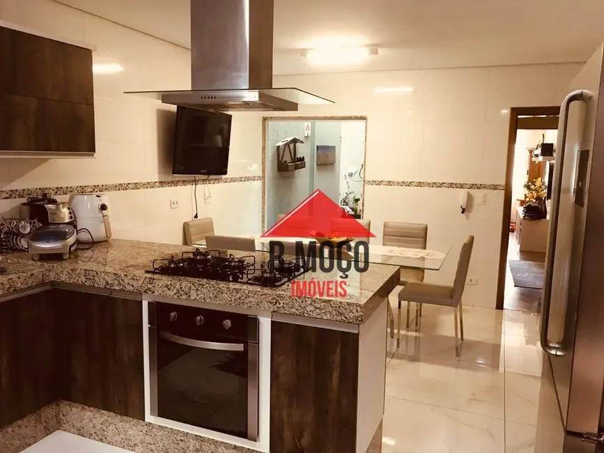 Sobrado com 3 quartos à venda, 96m2 em Vila Guilhermina, São Paulo - SP - imagem 4 Foto 4 de Sobrado com 3 quartos à venda, 96m2 em Vila Guilhermina, São Paulo - SP