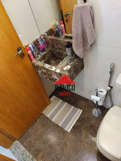 Sobrado com 3 quartos à venda, 201m2 em Vila Laís, São Paulo - SP - imagem 7 Foto 7 de Sobrado com 3 quartos à venda, 201m2 em Vila Laís, São Paulo - SP