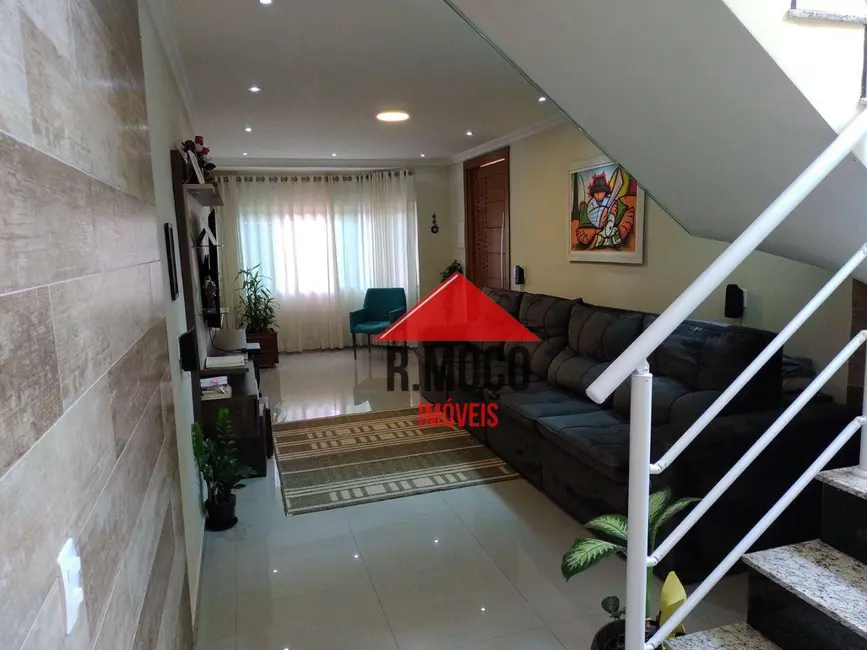 Sobrado com 3 quartos à venda, 201m2 em Vila Laís, São Paulo - SP - imagem 8 Foto 8 de Sobrado com 3 quartos à venda, 201m2 em Vila Laís, São Paulo - SP