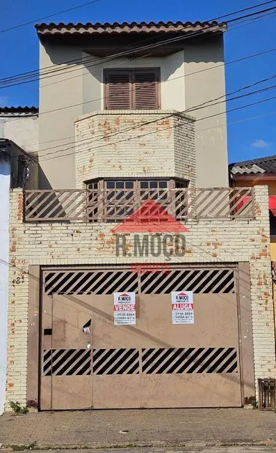 Sobrado com 3 quartos à venda, 155m2 em Jardim Triana, São Paulo - SP - imagem 2 Foto 2 de Sobrado com 3 quartos à venda, 155m2 em Jardim Triana, São Paulo - SP