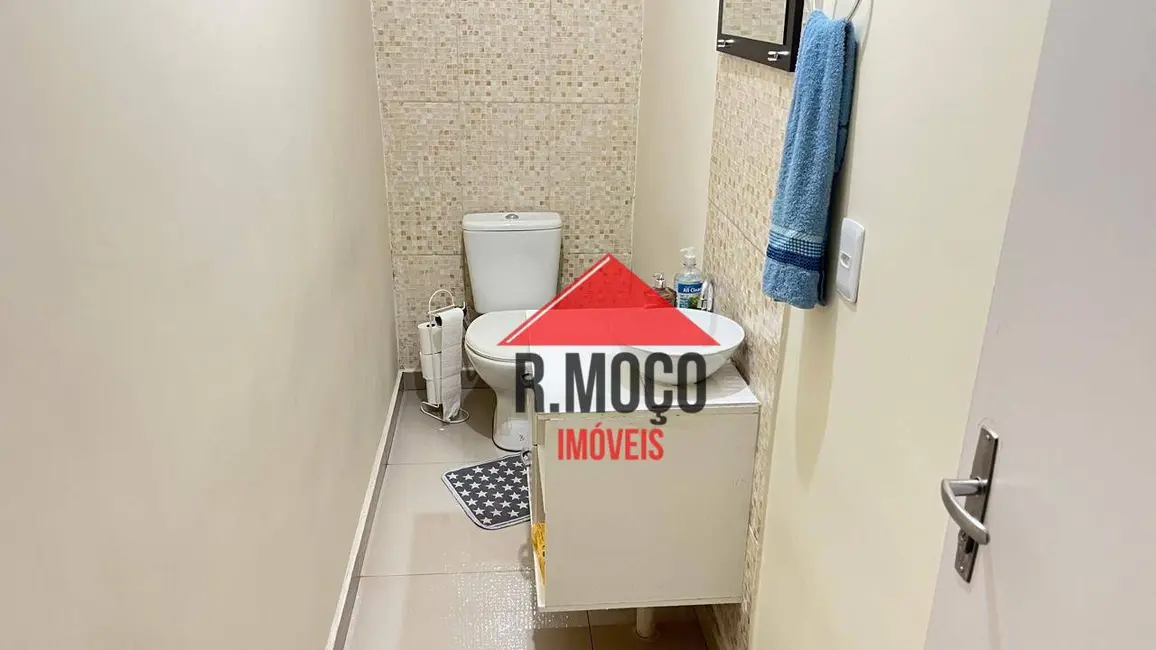 Sobrado com 3 quartos para alugar, 160m2 em Cidade Líder, São Paulo - SP - imagem 6 Foto 6 de Sobrado com 3 quartos para alugar, 160m2 em Cidade Líder, São Paulo - SP