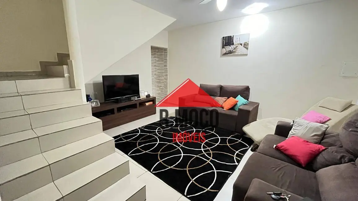 Sobrado com 3 quartos para alugar, 160m2 em Cidade Líder, São Paulo - SP - imagem 2 Foto 2 de Sobrado com 3 quartos para alugar, 160m2 em Cidade Líder, São Paulo - SP