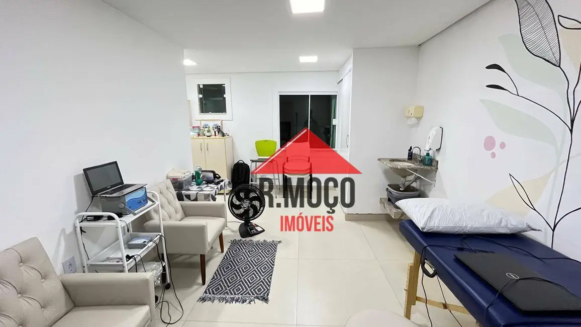 Sobrado com 2 quartos para alugar, 180m2 em Itaquera, São Paulo - SP - imagem 6 Foto 6 de Sobrado com 2 quartos para alugar, 180m2 em Itaquera, São Paulo - SP
