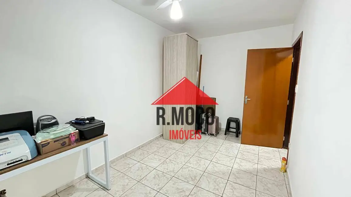 Sobrado com 2 quartos para alugar, 180m2 em Itaquera, São Paulo - SP - imagem 9 Foto 9 de Sobrado com 2 quartos para alugar, 180m2 em Itaquera, São Paulo - SP