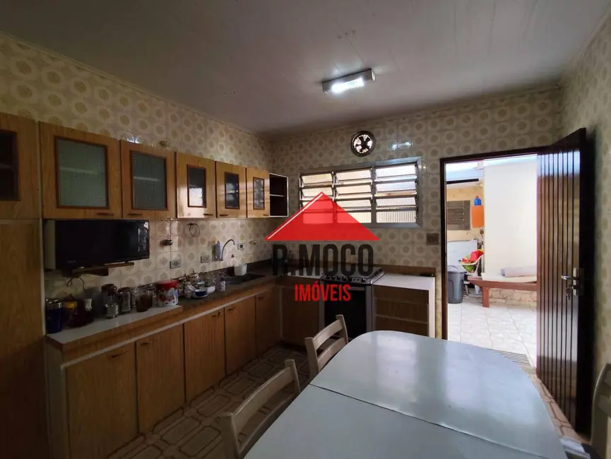 Foto 9 de Casa com 3 quartos à venda, 261m2 em Vila Guilhermina, São Paulo - SP