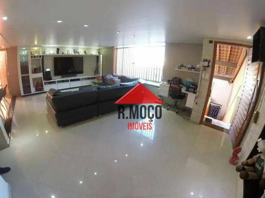 Foto 4 de Casa com 2 quartos à venda, 310m2 em Vila Dalila, São Paulo - SP