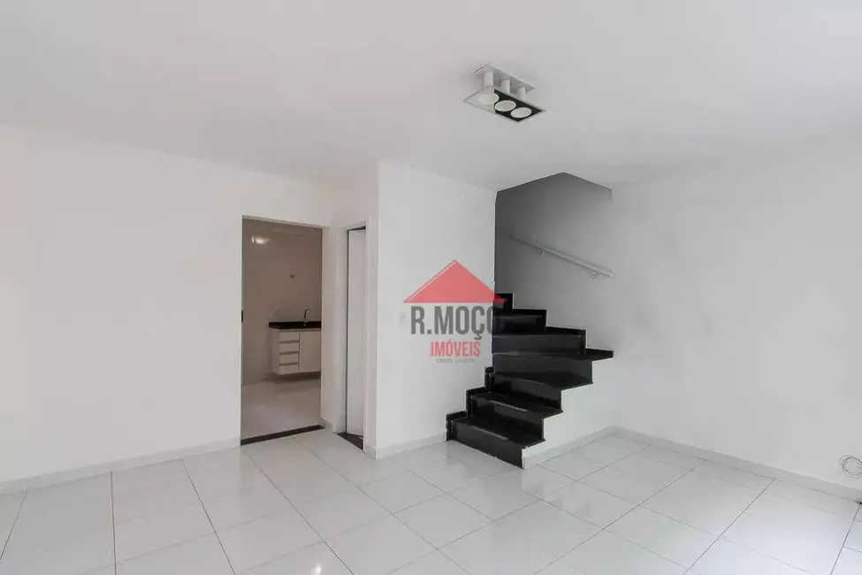 Sobrado com 3 quartos para alugar, 120m2 em Vila Guilhermina, São Paulo - SP - imagem 3 Foto 3 de Sobrado com 3 quartos para alugar, 120m2 em Vila Guilhermina, São Paulo - SP