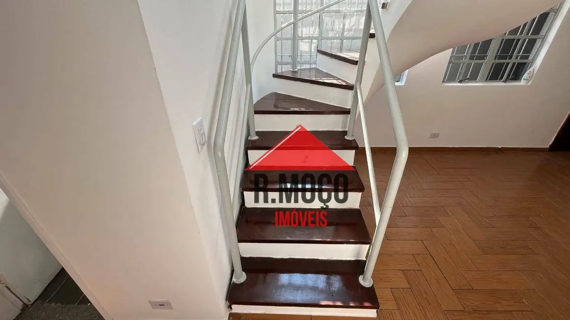 Sobrado com 3 quartos à venda e para alugar, 145m2 em Vila Guilhermina, São Paulo - SP - imagem 8 Foto 8 de Sobrado com 3 quartos à venda e para alugar, 145m2 em Vila Guilhermina, São Paulo - SP