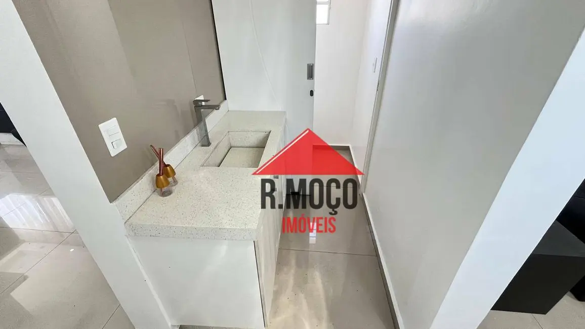 Foto 9 de Casa com 1 quarto para alugar, 80m2 em Vila Guilhermina, São Paulo - SP