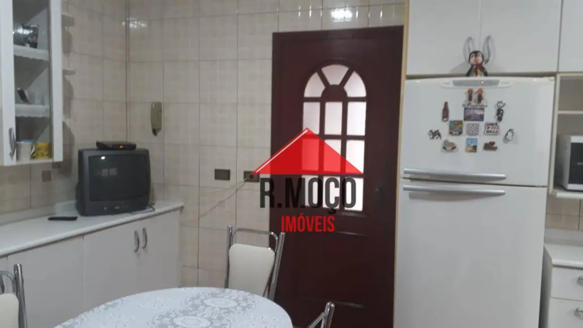 Sobrado com 3 quartos à venda, 232m2 em Vila Guilhermina, São Paulo - SP - imagem 5 Foto 5 de Sobrado com 3 quartos à venda, 232m2 em Vila Guilhermina, São Paulo - SP