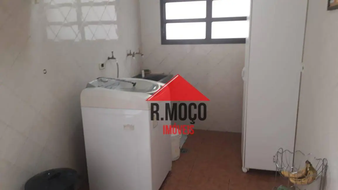 Sobrado com 3 quartos à venda, 232m2 em Vila Guilhermina, São Paulo - SP - imagem 9 Foto 9 de Sobrado com 3 quartos à venda, 232m2 em Vila Guilhermina, São Paulo - SP