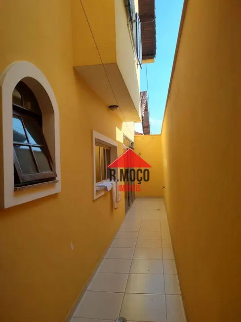 Sobrado com 3 quartos à venda, 100m2 em Jardim Santa Maria, São Paulo - SP - imagem 4 Foto 4 de Sobrado com 3 quartos à venda, 100m2 em Jardim Santa Maria, São Paulo - SP