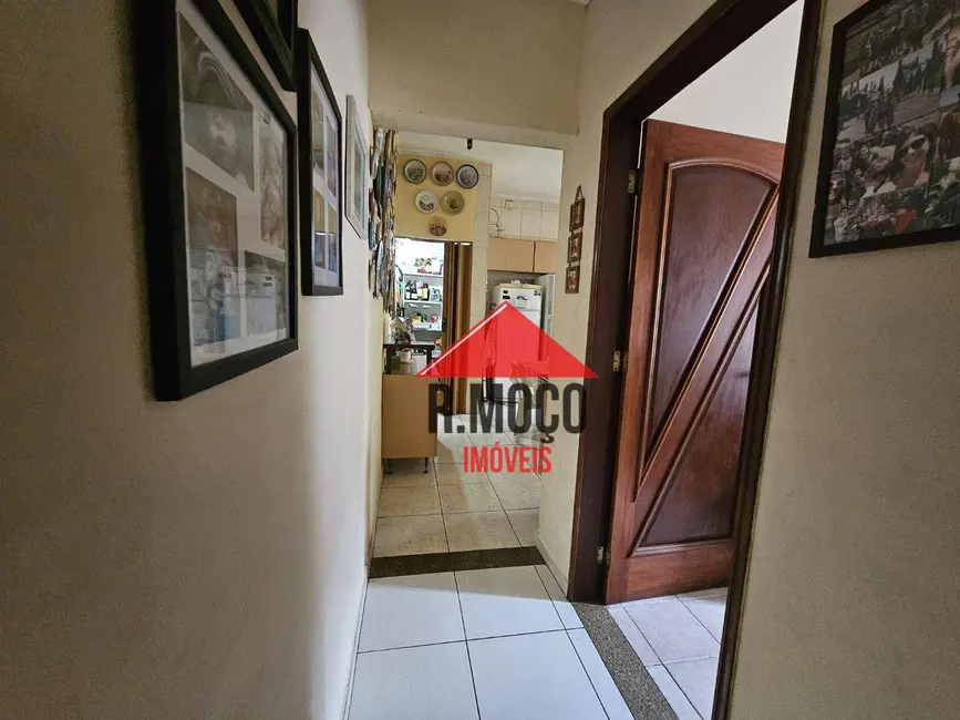 Foto 4 de Casa com 3 quartos à venda, 180m2 em Vila Guilhermina, São Paulo - SP