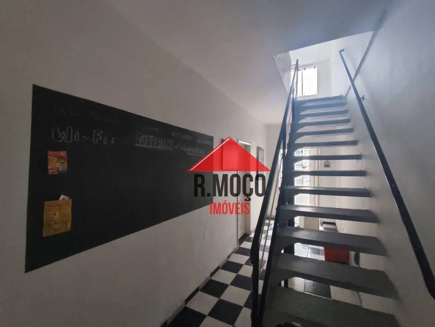 Casa com 9 quartos à venda, 300m2 em Vila Guilhermina, São Paulo - SP - imagem 8 Foto 8 de Casa com 9 quartos à venda, 300m2 em Vila Guilhermina, São Paulo - SP