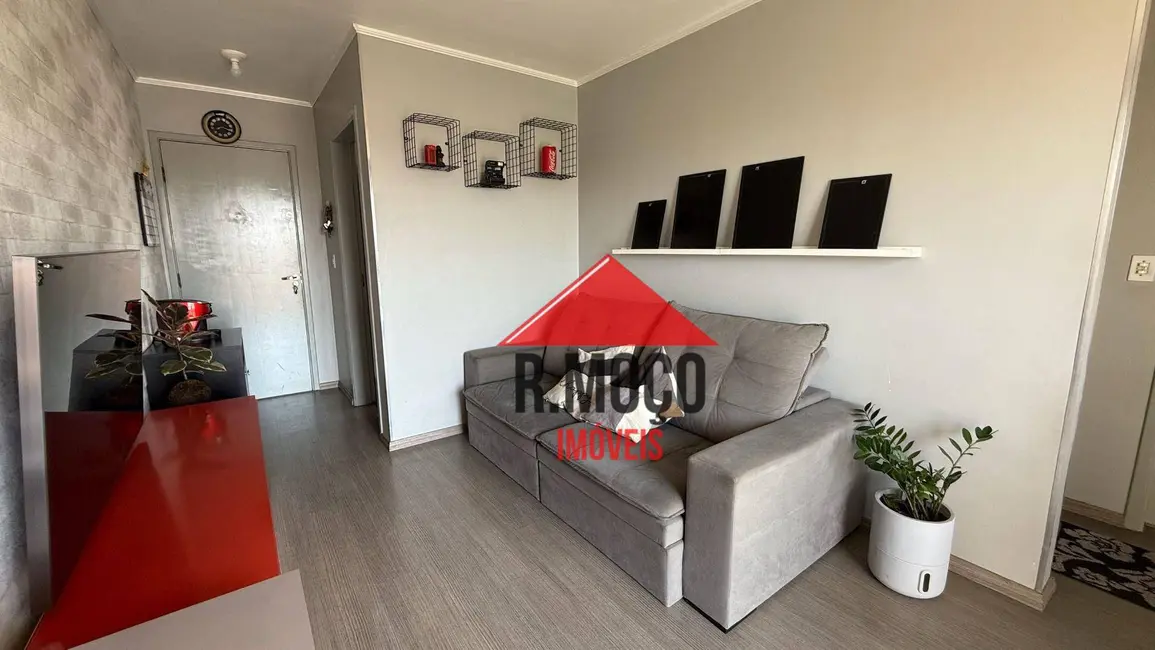 Foto 2 de Apartamento com 2 quartos à venda, 50m2 em Itaquera, São Paulo - SP