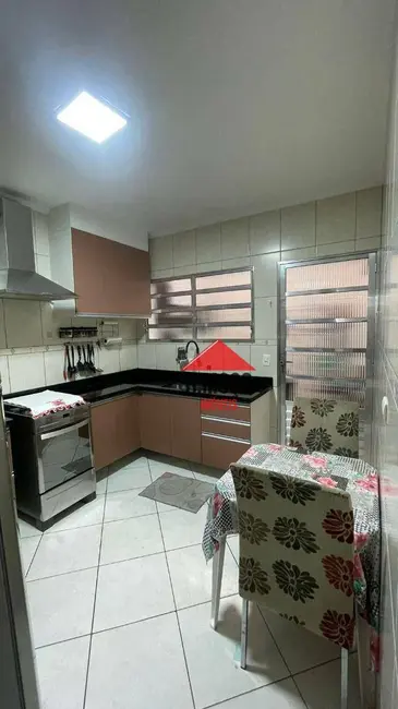 Sobrado com 4 quartos à venda, 30m2 em Vila Esperança, São Paulo - SP - imagem 6 Foto 6 de Sobrado com 4 quartos à venda, 30m2 em Vila Esperança, São Paulo - SP