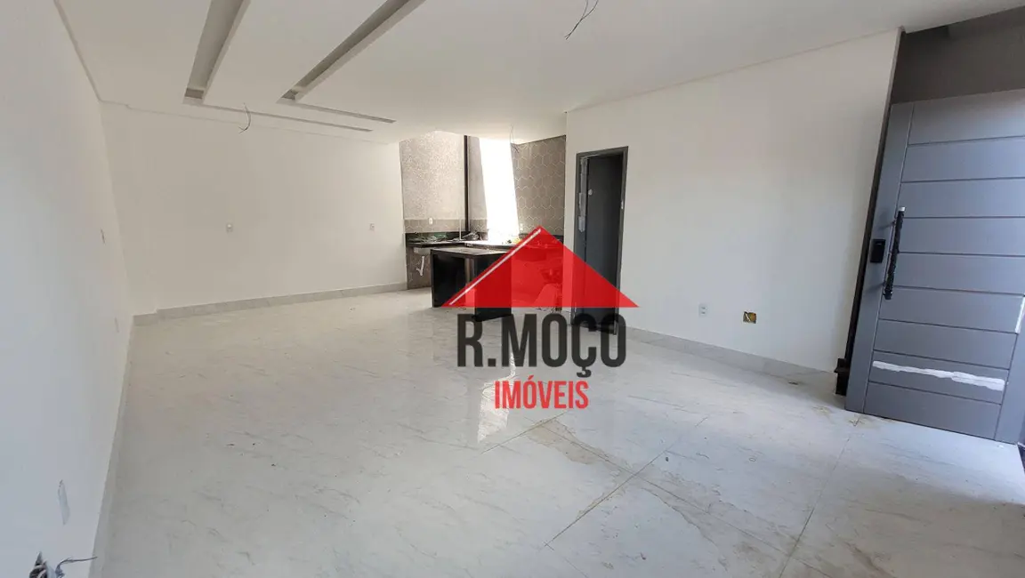 Foto 3 de Sobrado com 2 quartos à venda, 82m2 em Vila Paranaguá, São Paulo - SP