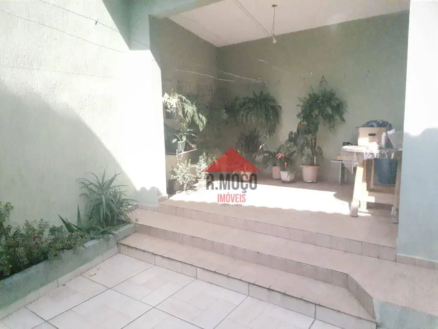 Sobrado com 3 quartos à venda e para alugar, 300m2 em Cidade Patriarca, São Paulo - SP - imagem 3 Foto 3 de Sobrado com 3 quartos à venda e para alugar, 300m2 em Cidade Patriarca, São Paulo - SP