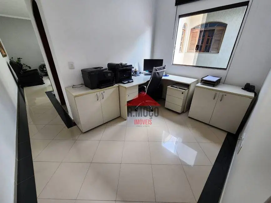 Sobrado com 4 quartos à venda, 150m2 em Cidade Patriarca, São Paulo - SP - imagem 8 Foto 8 de Sobrado com 4 quartos à venda, 150m2 em Cidade Patriarca, São Paulo - SP