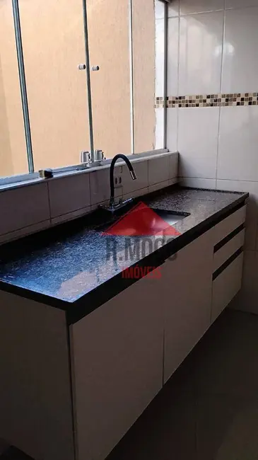 Foto 7 de Sobrado com 3 quartos para alugar, 180m2 em Chácara Seis de Outubro, São Paulo - SP