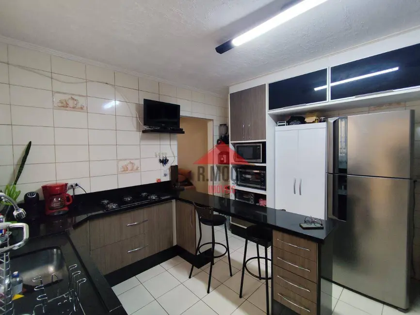 Foto 8 de Sobrado com 4 quartos à venda, 210m2 em Vila Guilhermina, São Paulo - SP
