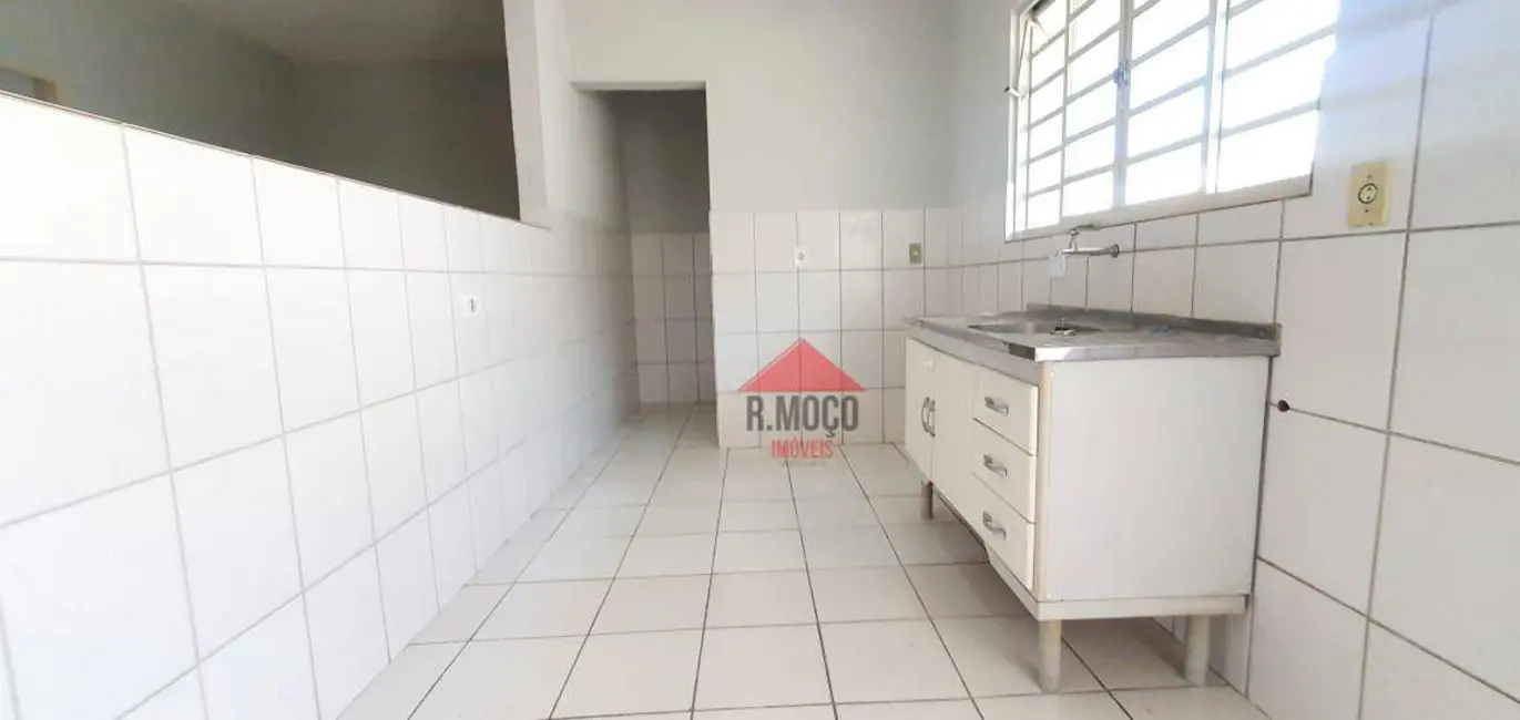 Foto 5 de Casa com 2 quartos para alugar, 42m2 em Vila Guilhermina, São Paulo - SP