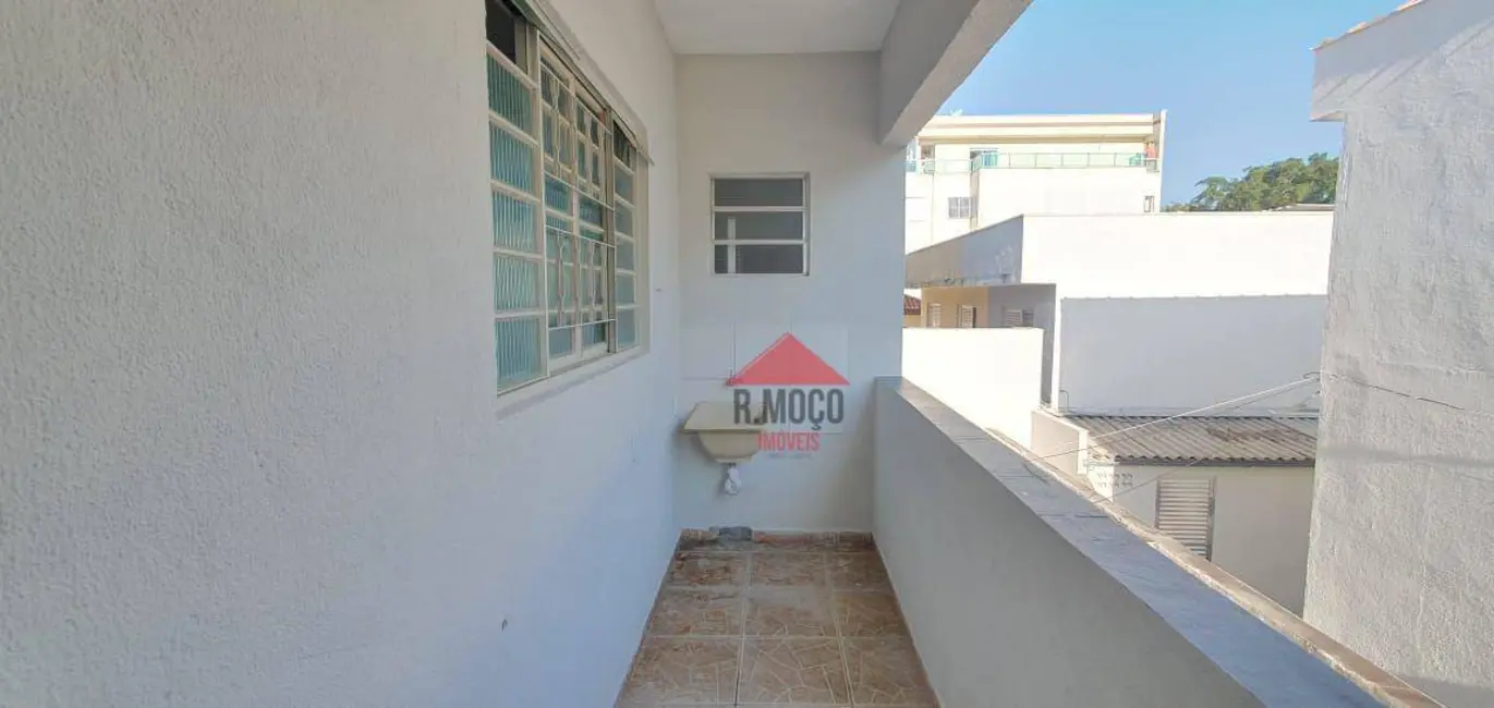 Foto 2 de Casa com 2 quartos para alugar, 42m2 em Vila Guilhermina, São Paulo - SP