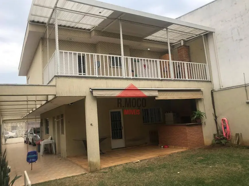Foto 1 de Sobrado com 4 quartos à venda, 300m2 em Jardim Triana, São Paulo - SP