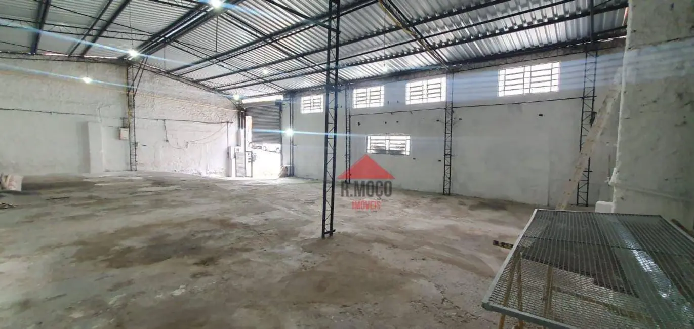 Armazém / Galpão para alugar, 220m2 em Vila Nova Savoia, São Paulo - SP - imagem 6 Foto 6 de Armazém / Galpão para alugar, 220m2 em Vila Nova Savoia, São Paulo - SP
