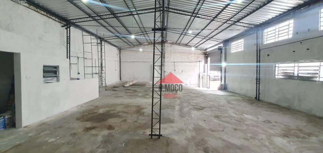 Armazém / Galpão para alugar, 220m2 em Vila Nova Savoia, São Paulo - SP - imagem 7 Foto 7 de Armazém / Galpão para alugar, 220m2 em Vila Nova Savoia, São Paulo - SP