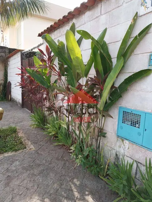 Foto 2 de Casa com 2 quartos à venda, 270m2 em Itanhaem - SP