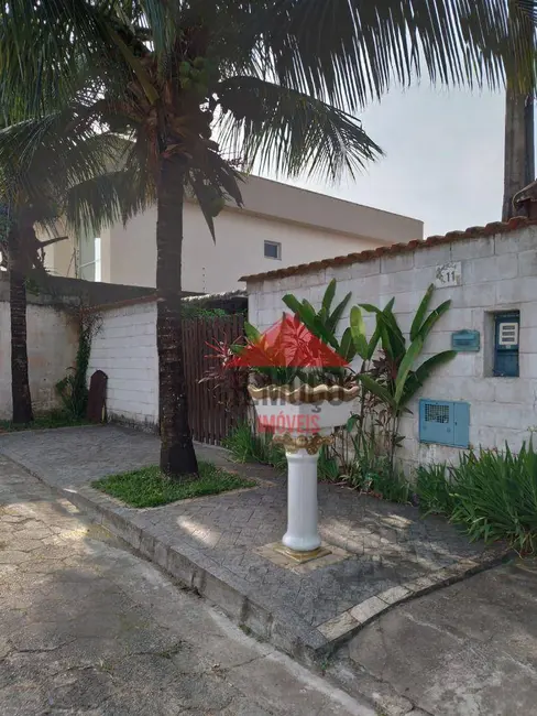 Foto 4 de Casa com 2 quartos à venda, 270m2 em Itanhaem - SP