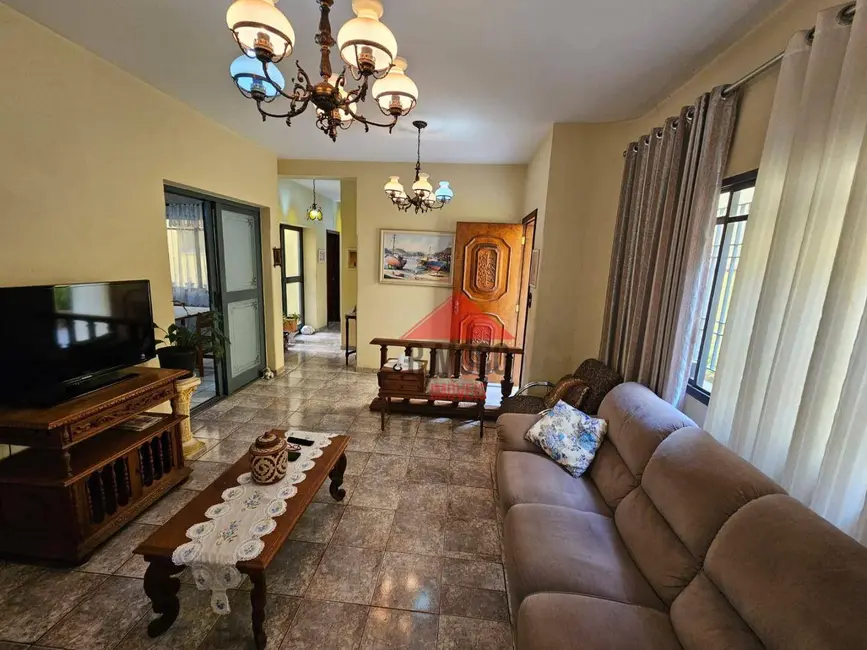 Foto 9 de Casa com 3 quartos à venda, 450m2 em Chácara Seis de Outubro, São Paulo - SP