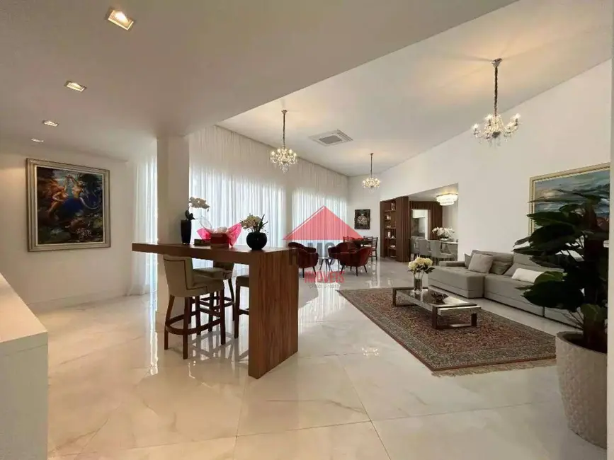 Casa com 9 quartos à venda, 3000m2 em Acapulco, Guaruja - SP - imagem 8 Foto 8 de Casa com 9 quartos à venda, 3000m2 em Acapulco, Guaruja - SP
