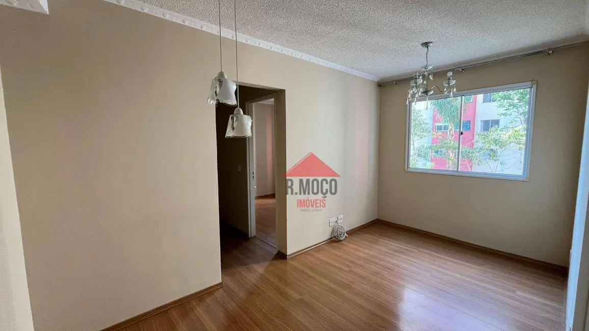Foto 2 de Apartamento com 2 quartos para alugar, 54m2 em Vila Talarico, São Paulo - SP