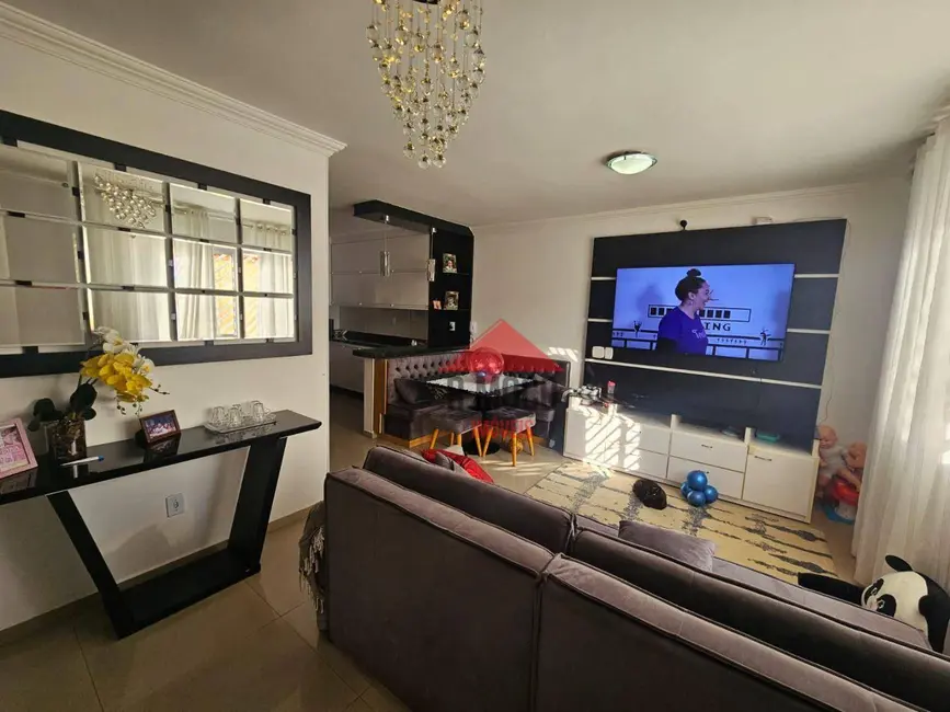 Sobrado com 3 quartos à venda, 140m2 em Vila Guilhermina, São Paulo - SP - imagem 9 Foto 9 de Sobrado com 3 quartos à venda, 140m2 em Vila Guilhermina, São Paulo - SP