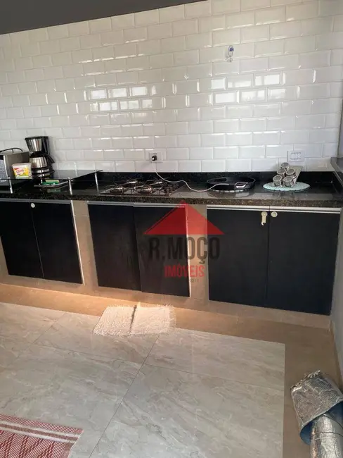 Foto 2 de Sala Comercial para alugar, 250m2 em Vila Nhocune, São Paulo - SP