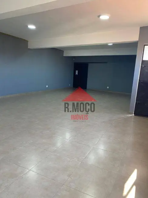 Sala Comercial para alugar, 200m2 em Vila Nhocune, São Paulo - SP - imagem 4 Foto 4 de Sala Comercial para alugar, 200m2 em Vila Nhocune, São Paulo - SP