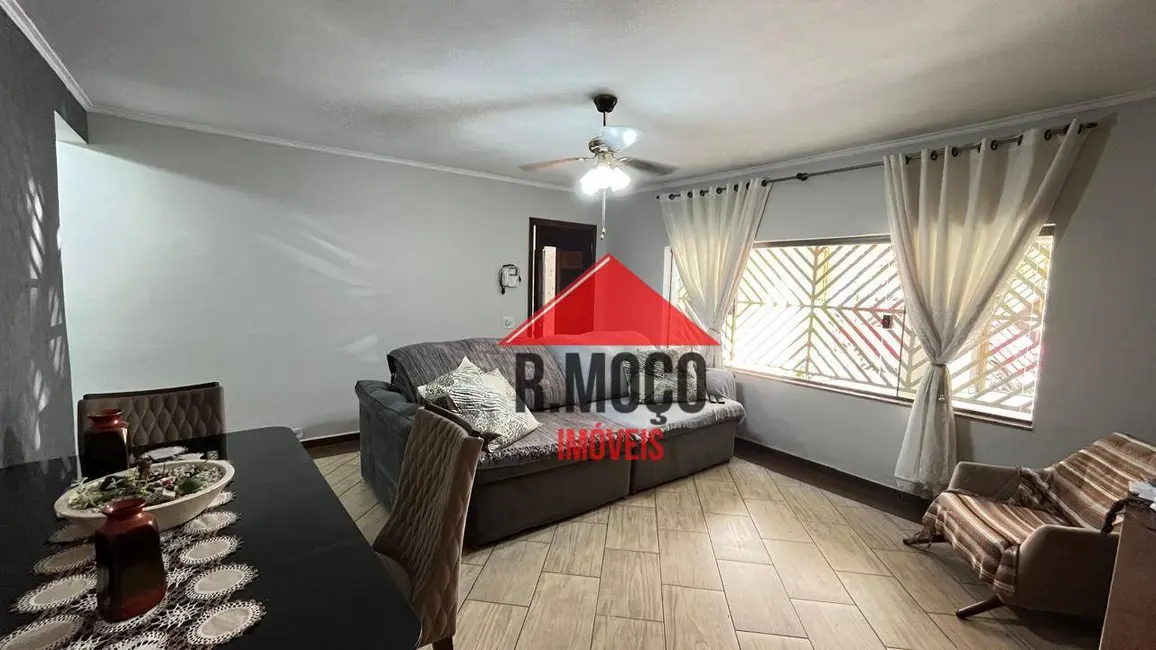 Foto 4 de Sobrado com 2 quartos para alugar, 186m2 em Vila Nova Savoia, São Paulo - SP