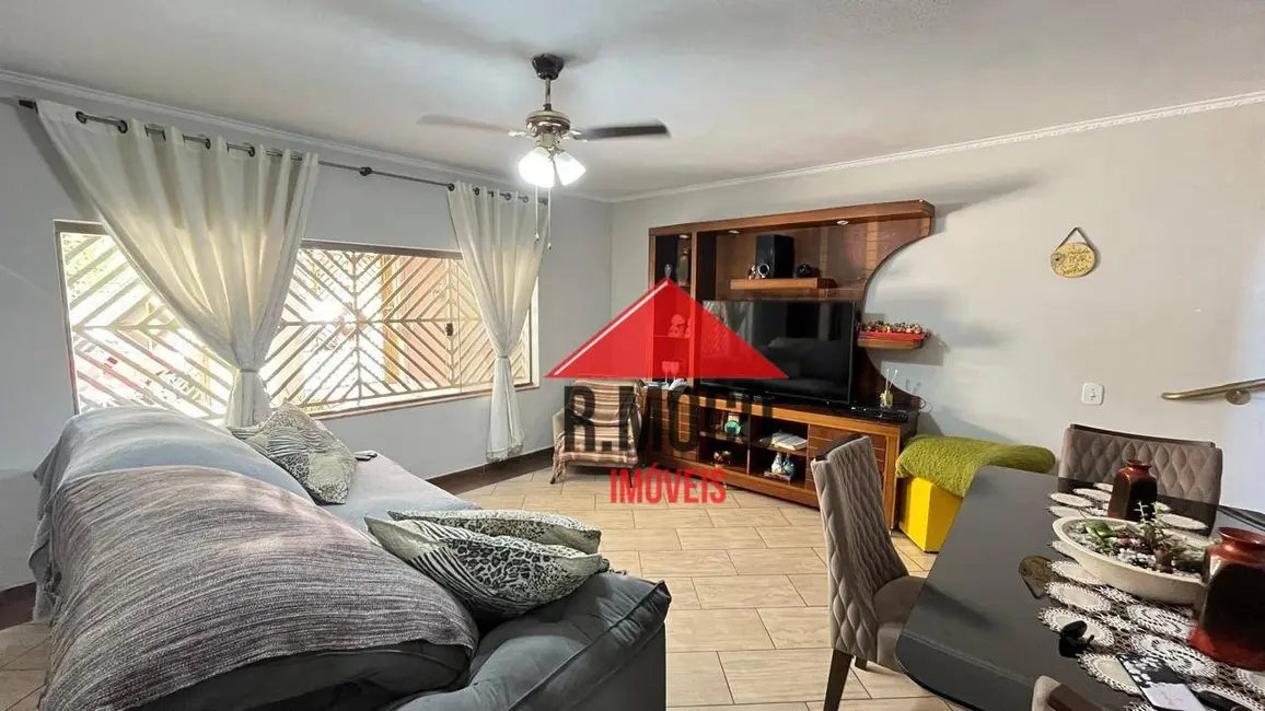 Foto 3 de Sobrado com 2 quartos para alugar, 186m2 em Vila Nova Savoia, São Paulo - SP