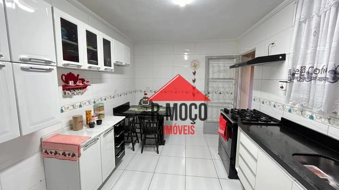 Foto 8 de Sobrado com 2 quartos para alugar, 186m2 em Vila Nova Savoia, São Paulo - SP