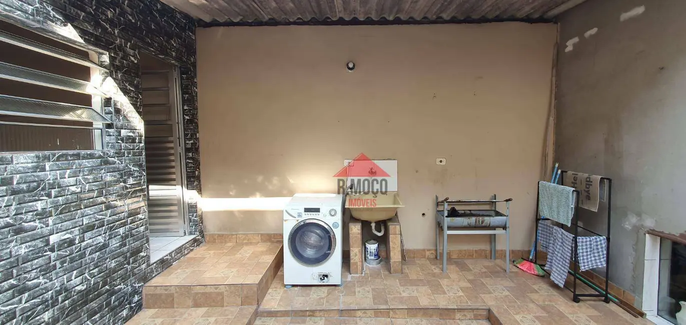 Foto 4 de Casa com 1 quarto para alugar, 26m2 em Chácara Seis de Outubro, São Paulo - SP